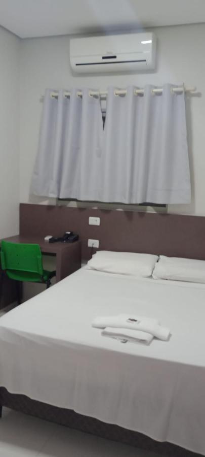 Hotel Plaza Pontes E Lacerda Kültér fotó