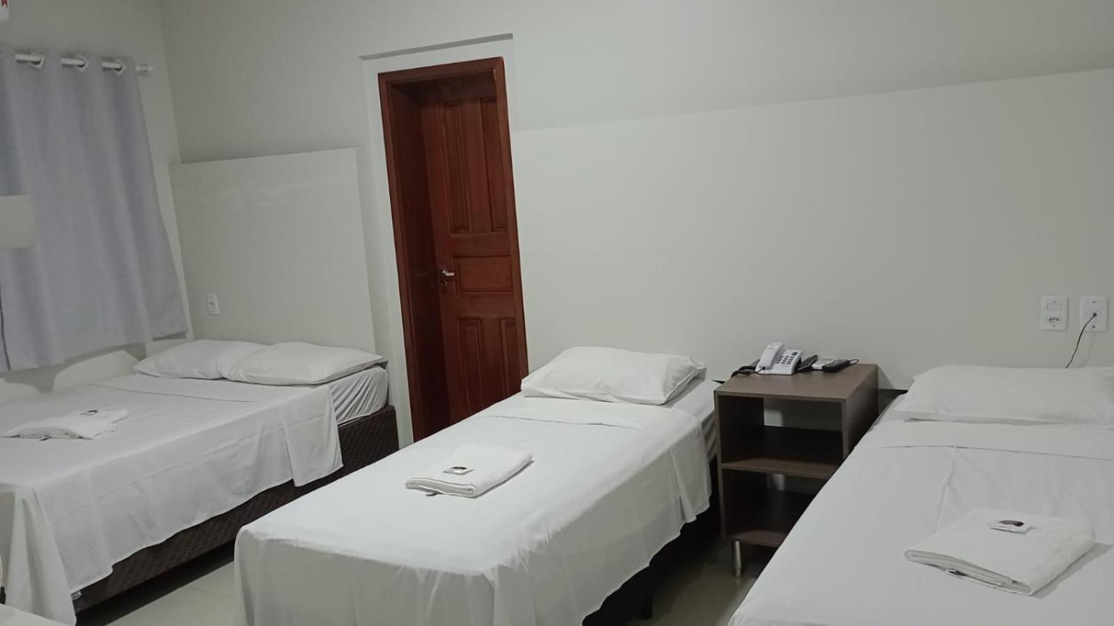 Hotel Plaza Pontes E Lacerda Kültér fotó